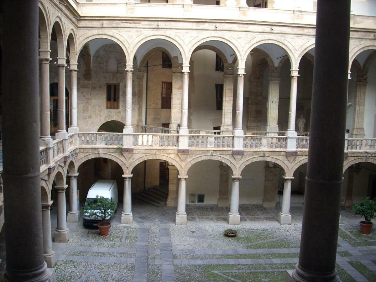 Casa Clo Alla Cattedrale Palermo Exterior foto